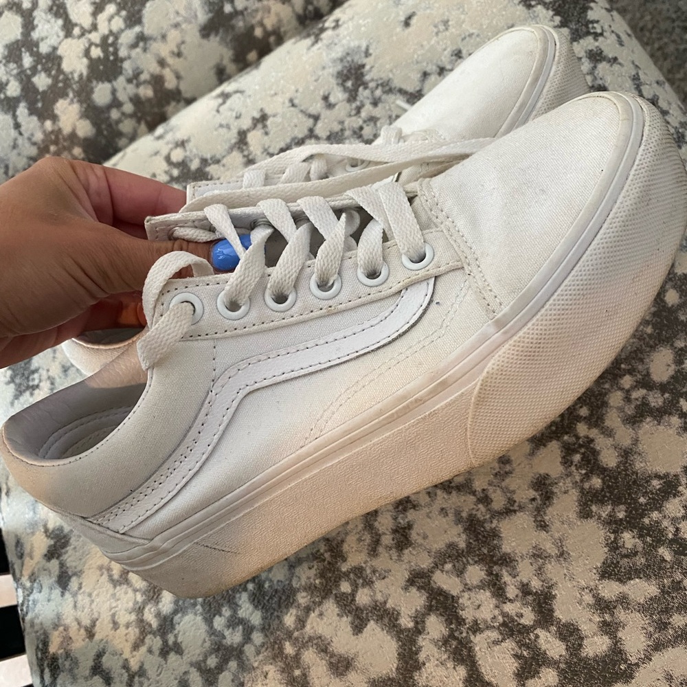 Platform white vans